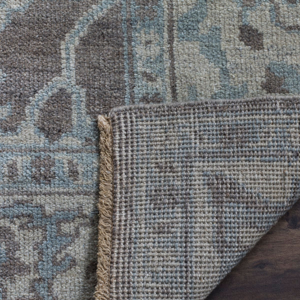 Safavieh Sivas SVS122 Hand Knotted Rug