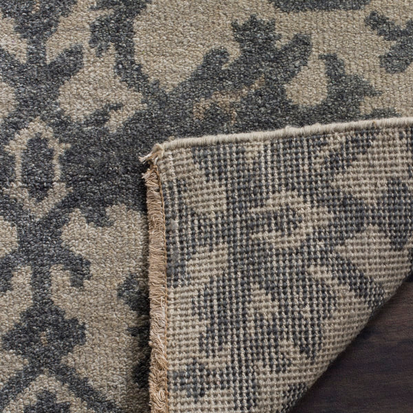 Safavieh Sivas SVS130 Hand Knotted Rug