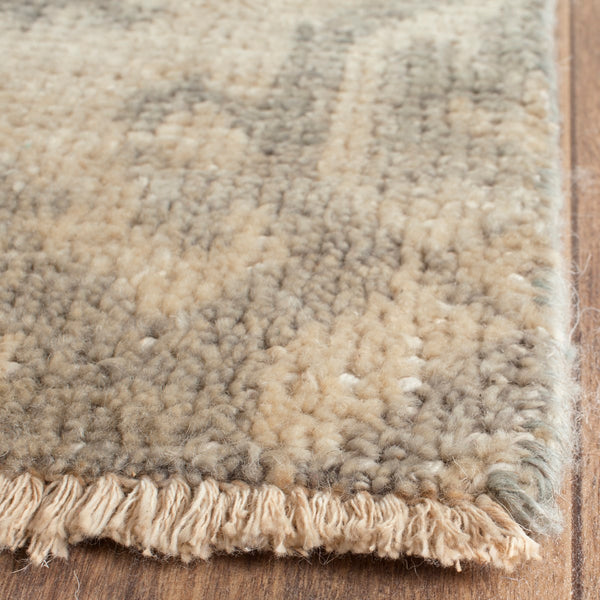 Safavieh Sivas SVS130 Hand Knotted Rug