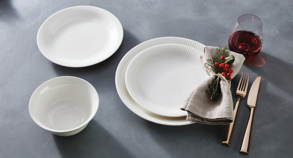 Profile White Porcelain 4-Piece Dinner Plate Set