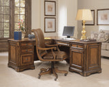 Brookhaven Traditional/Formal Executive L Right Return in Cherry 