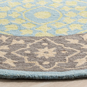 Safavieh Suzani 104 Hand Hooked 80% Wool and 20% Cotton Rug SZN104A-3