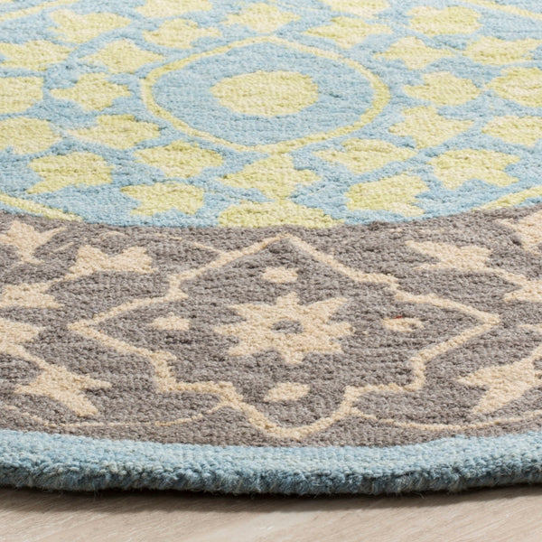 Safavieh Suzani 104 Hand Hooked 80% Wool and 20% Cotton Rug SZN104A-3