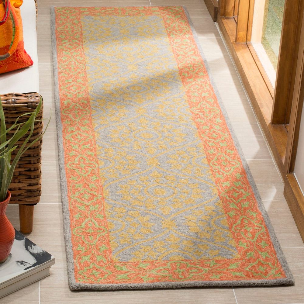 Safavieh Suzani SZN105 Hand Hooked Rug