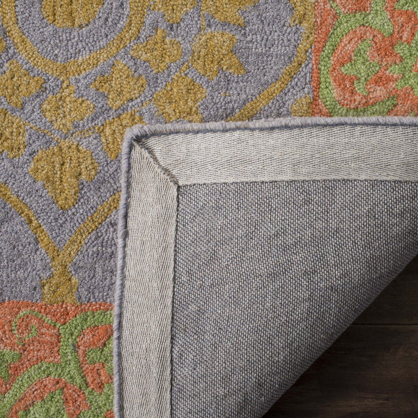 Safavieh Suzani 105 Hand Hooked 80% Wool and 20% Cotton Rug SZN105A-3