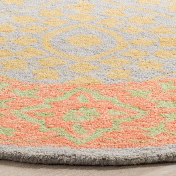 Safavieh Suzani SZN105 Hand Hooked Rug