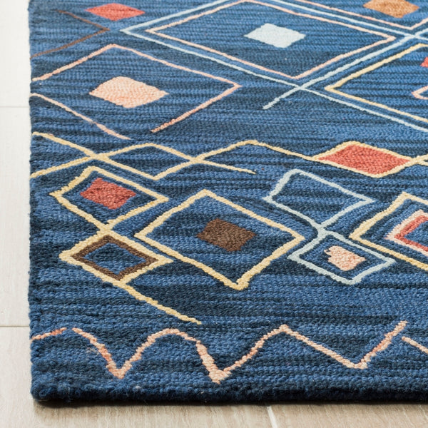 Safavieh Suzani 316 Hand Hooked Wool and Cotton Rug SZN316A-3