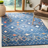 Safavieh Suzani 316 Hand Hooked Wool and Cotton Rug SZN316A-3