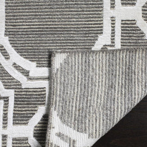 Safavieh Tibetan TB1193 Rug