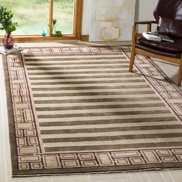 Safavieh TB135 Hand Knotted Rug