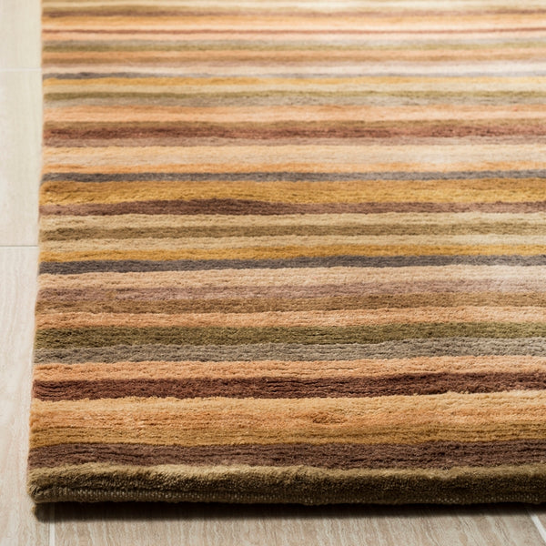 Safavieh TB198 Hand Knotted Rug