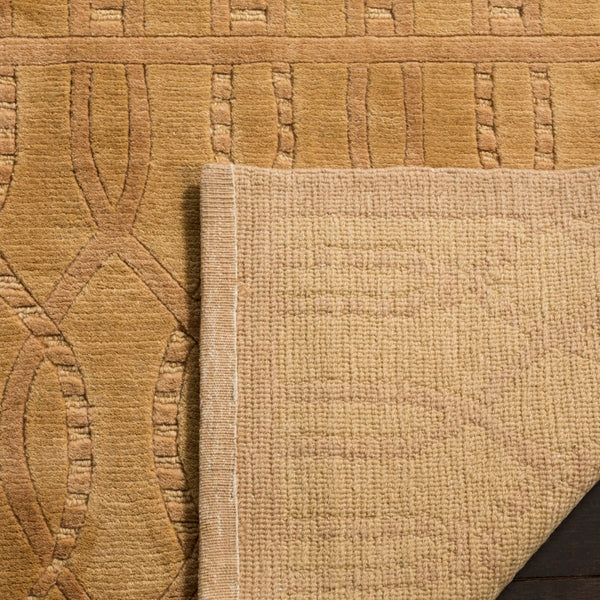 Safavieh TB200 Hand Knotted Rug