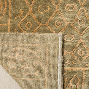 Safavieh TB230 Hand Knotted Rug