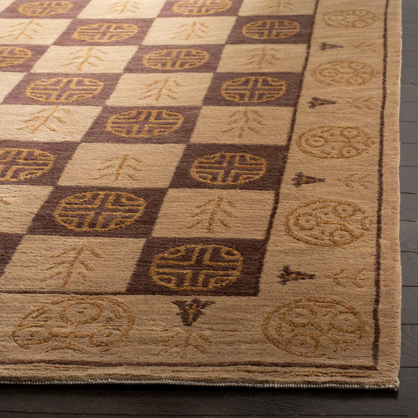 Safavieh Tibetan TB243 Hand Knotted Rug