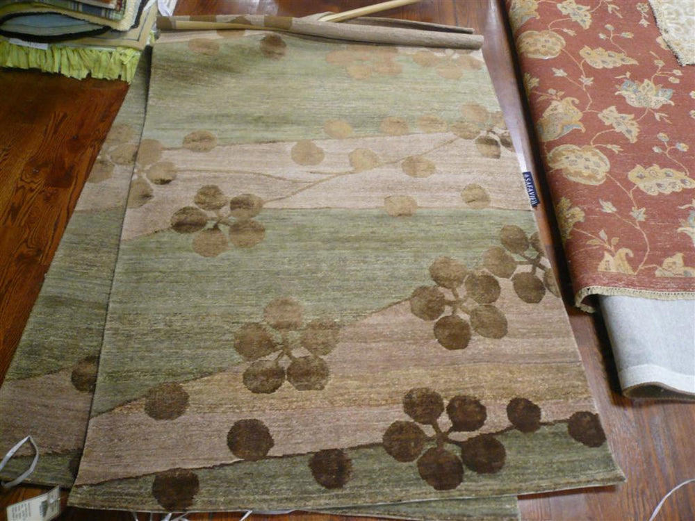 Safavieh TB301 Hand Knotted Rug