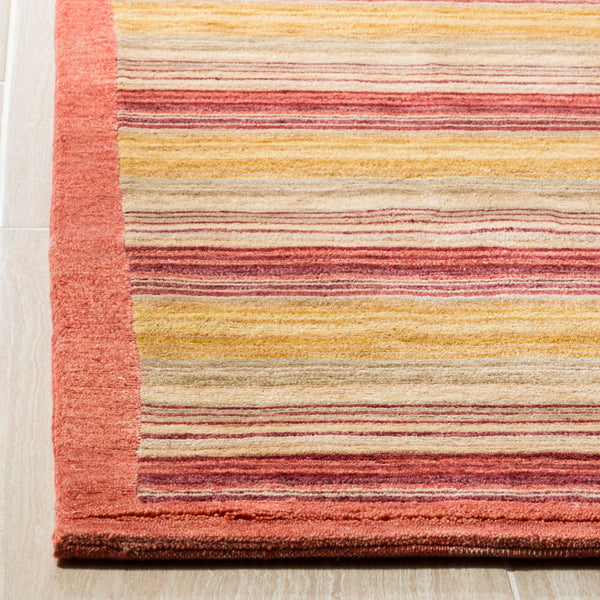 Safavieh TB357 Hand Knotted Rug