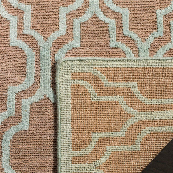 Safavieh TB654 Hand Knotted Rug