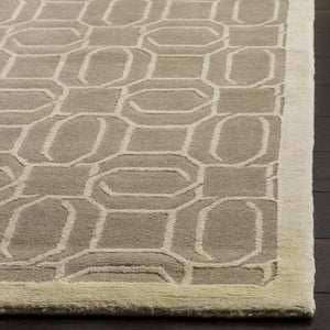 Safavieh Tibetan TB834 Hand Knotted Rug