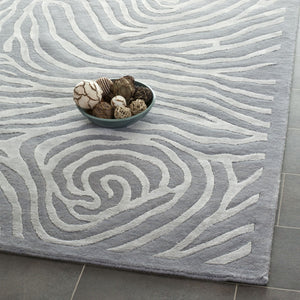 Safavieh Tibetan TB835 Rug