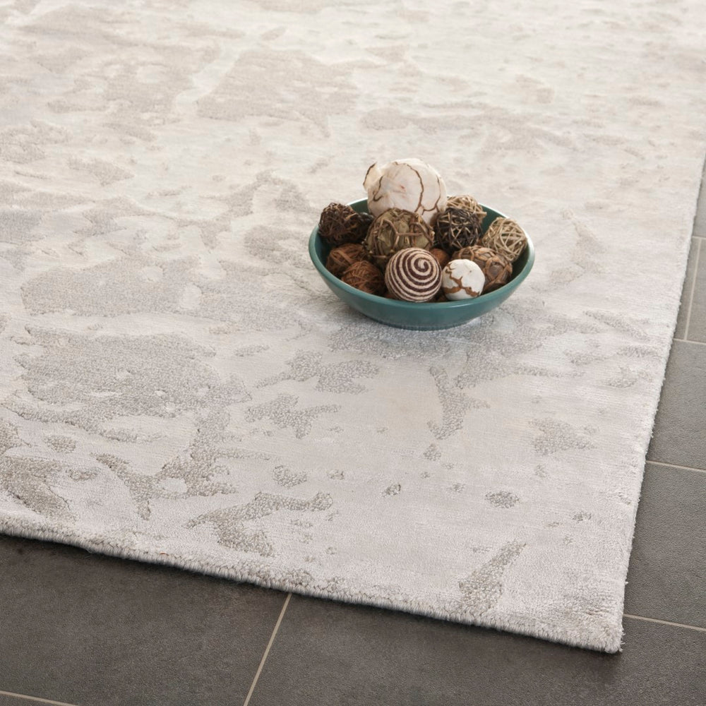 TB837 Hand Knotted Rug - Luxurious Wool and Viscose Blend for Elegant Home Décor and Comfort