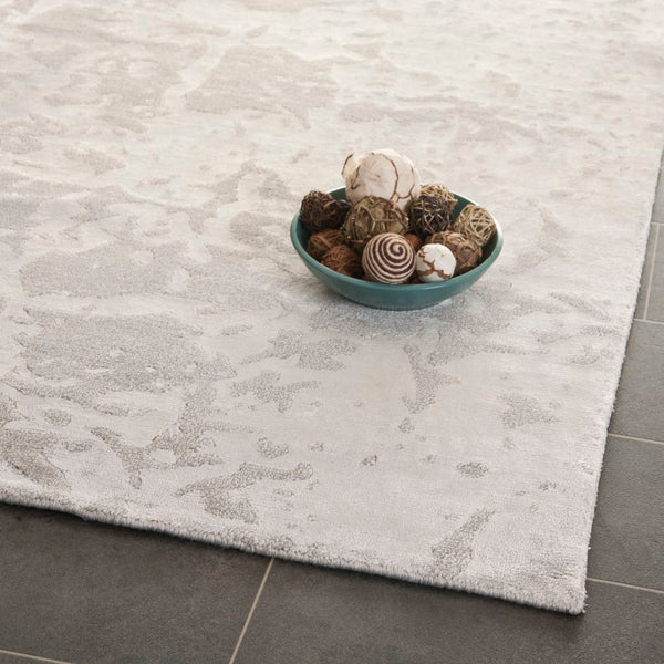 TB837 Hand Knotted Rug - Luxurious Wool and Viscose Blend for Elegant Home Décor and Comfort