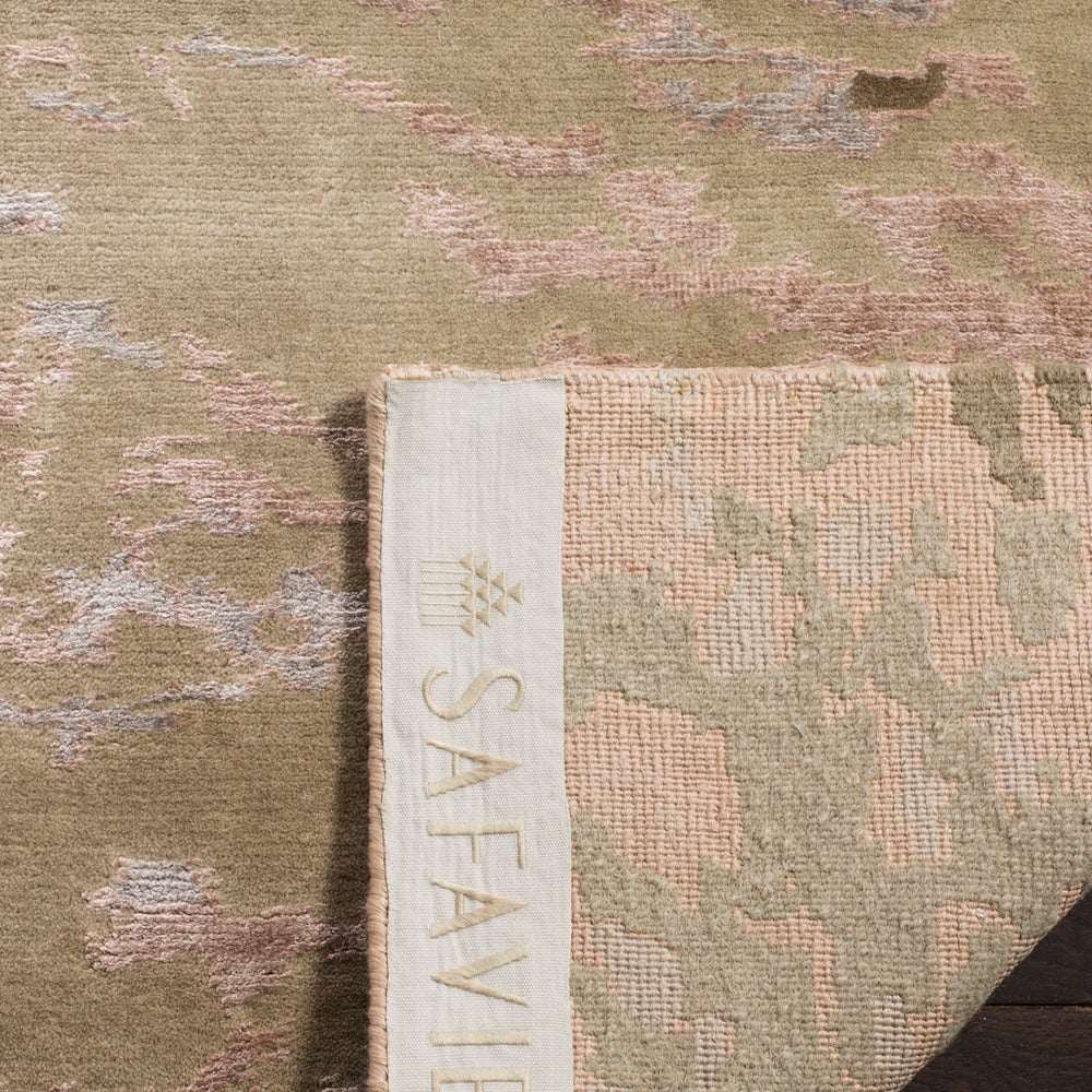 Safavieh Tibetan TB852 Hand Knotted Rug