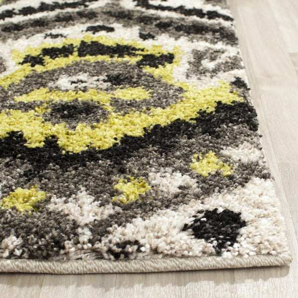 Safavieh Tibetan TBS553 Rug