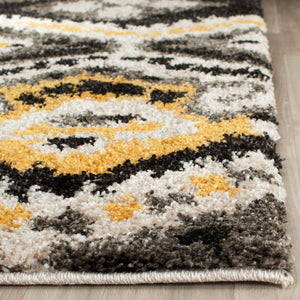 Safavieh Tibetan TBS553 Rug