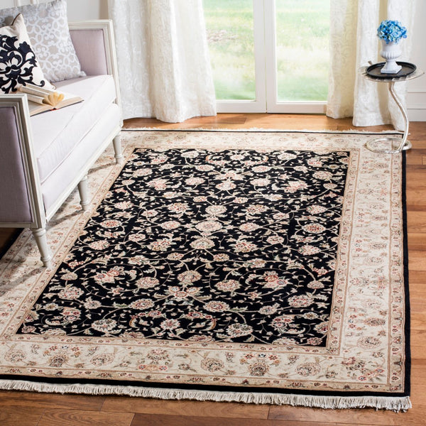 Safavieh TF711 Rug