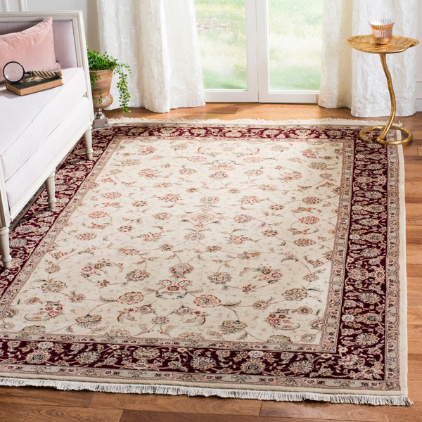 Safavieh TF711 Rug