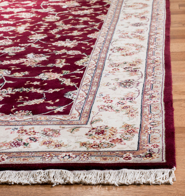 Safavieh TF752 Rug