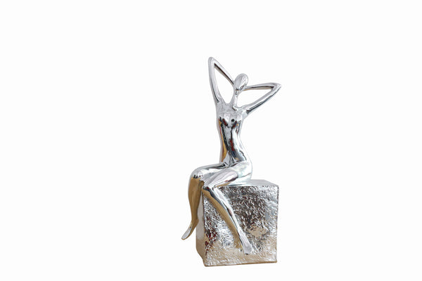 VIG Furniture Modrest Figure Modern Silver Scuplture VGTHTH-093-SLV