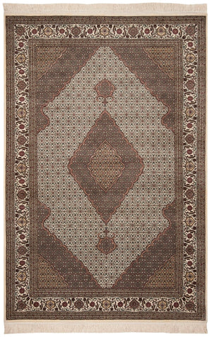 TH15 Elegant Rectangle Rug Crafted from Luxurious Silk & Wool Pile - Exquisite Design from China