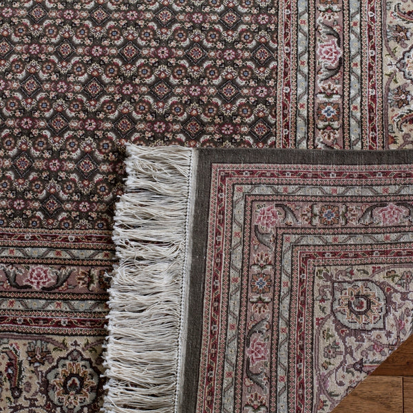 Safavieh TH23 Rug
