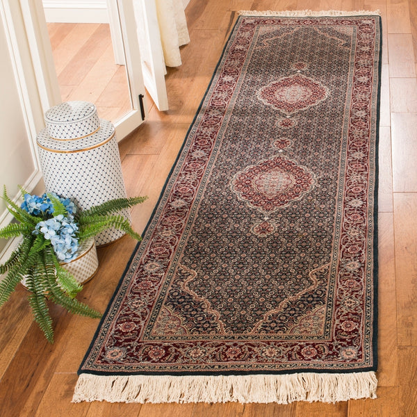 Safavieh TH4 TH Rug
