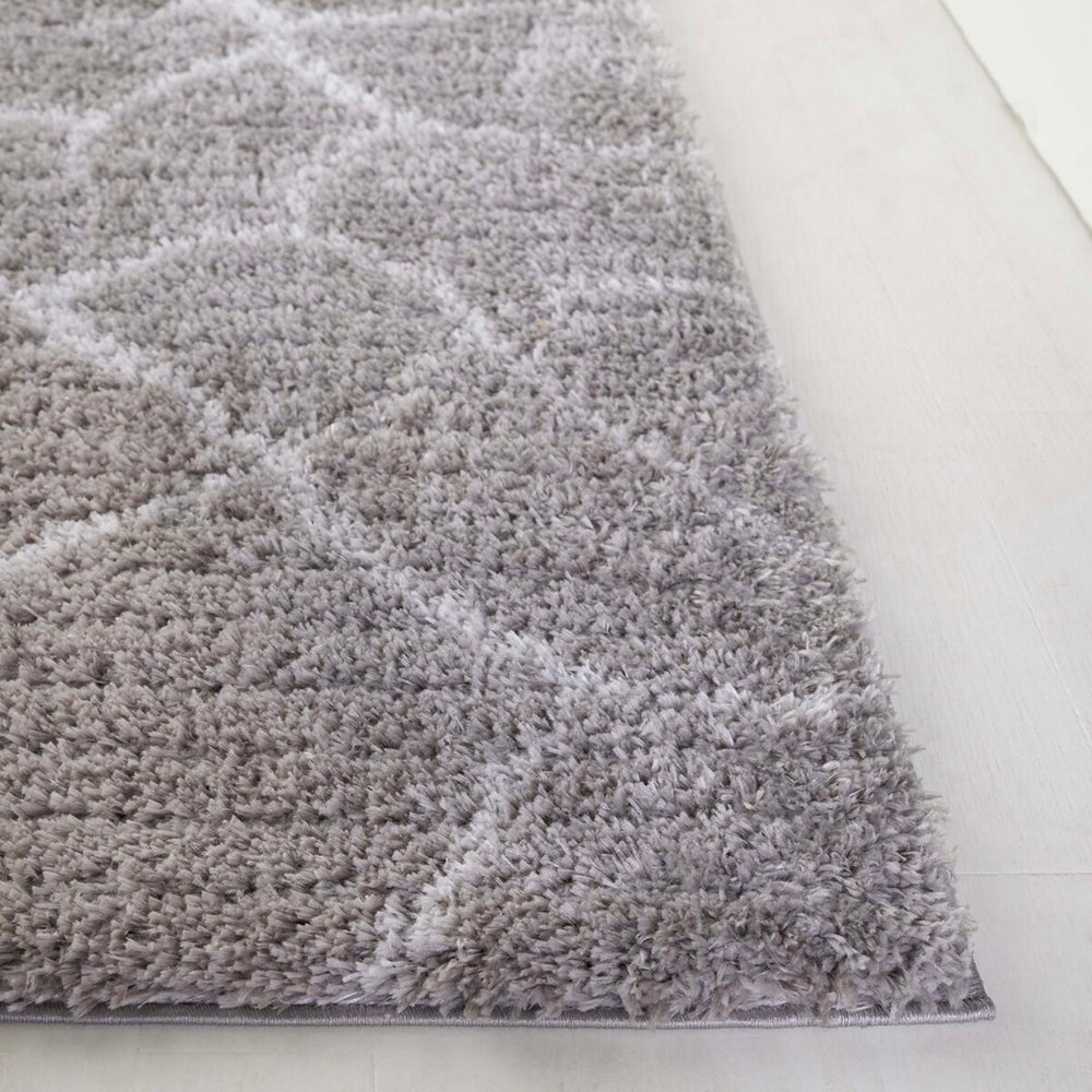 Safavieh Tahoe Shag 650 Power Loomed Shag Rug Grey / Ivory 9' x 12'