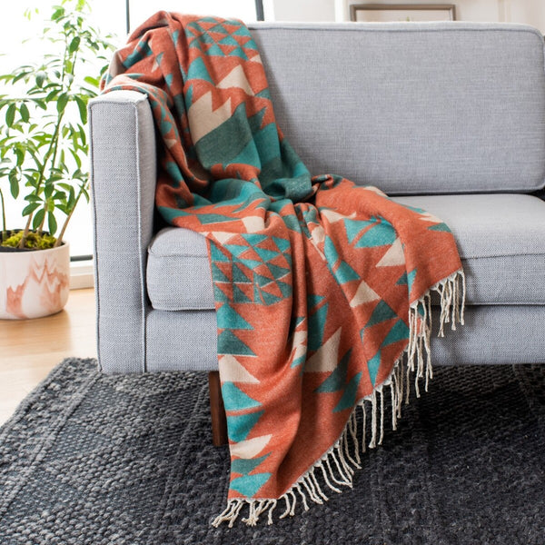 Safavieh Myna Throw THR618A-5070