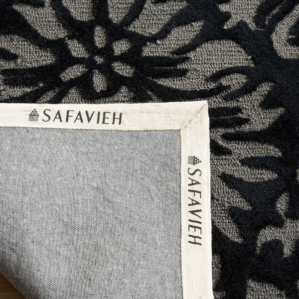 Safavieh Total TLP714 Hand Hooked Rug