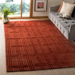 Safavieh Thomas TOB712 Hand Knotted Rug