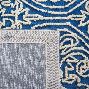 Safavieh Trace 101 Hand Tufted Wool and Cotton with Latex Rug TRC101B-3