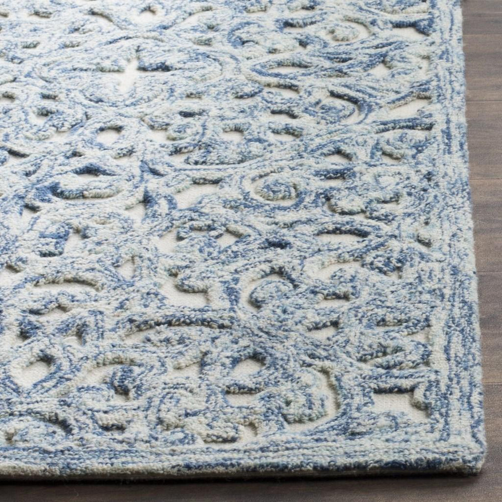 Safavieh Trace TRC103 Hand Tufted Rug