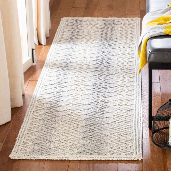 Safavieh Trace 211 Hand Tufted Wool Rug TRC211M-9