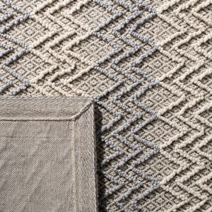 Safavieh Trace TRC211 Hand Tufted Rug