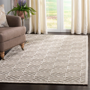 Safavieh Trace TRC212 Hand Tufted Rug