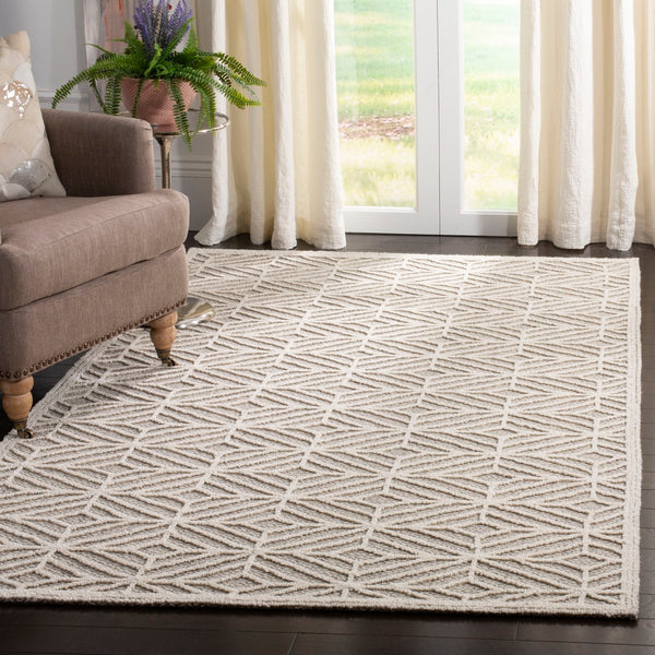 Trace TRC212 Hand Tufted Rug – English Elm