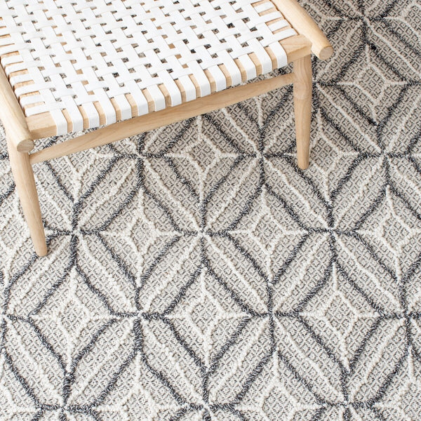 Safavieh Trace 212 Hand Tufted Wool Rug TRC212F-25