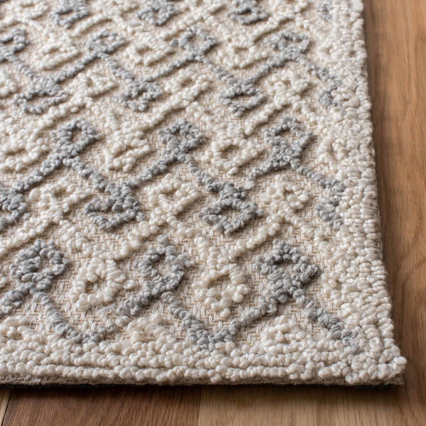 Trace 215 Contemporary Hand Tufted 65% Wool, 25% Viscose, 10% Nylon Rug Grey / Beige