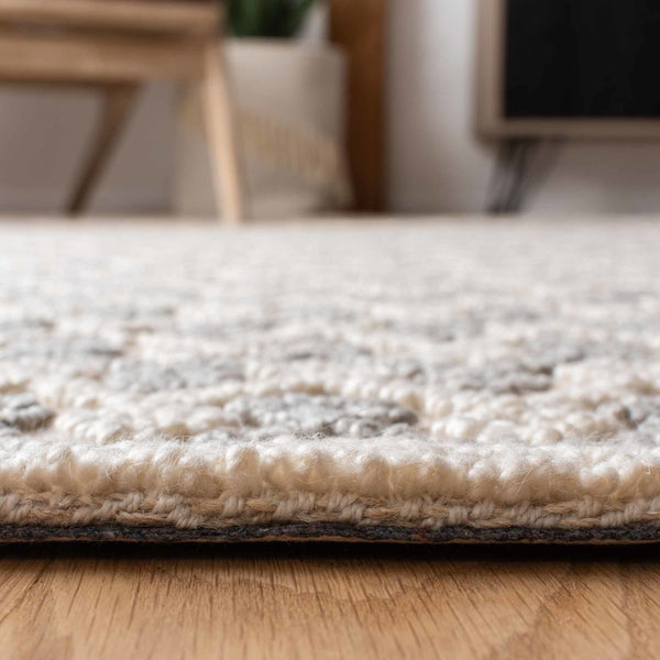 Trace 215 Contemporary Hand Tufted 65% Wool, 25% Viscose, 10% Nylon Rug Grey / Beige