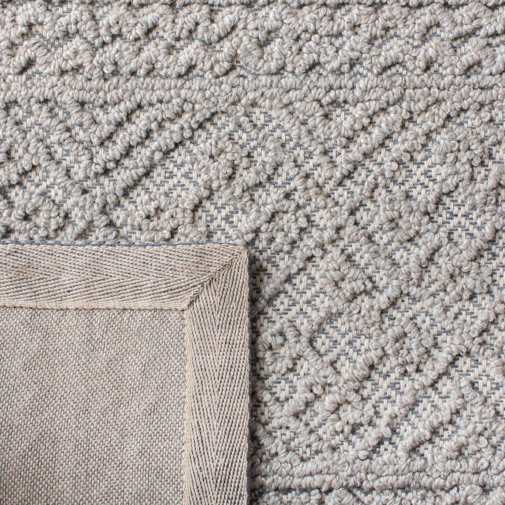Trace 219 Contemporary Hand Tufted 65% Wool, 25% Viscose, 10% Nylon Rug Grey / Beige