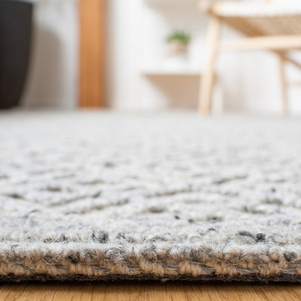 Safavieh Trace 231 Hand Tufted 65% Wool/25% Viscose/and 10% Nylon Rug TRC231F-2640